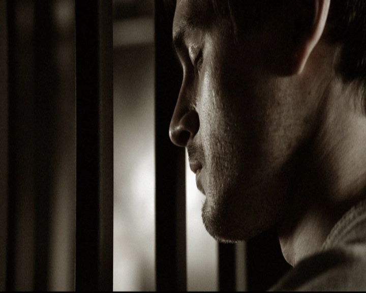 VampireDiariesWorld-dot-org_5x19ManOnFire1039.jpg VampireDiariesWorld-dot-org_5x19ManOnFire1039.jpg