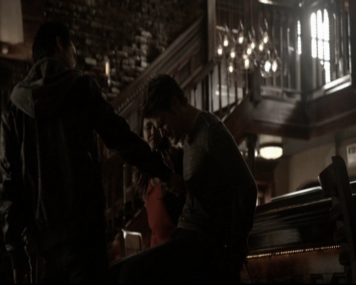 VampireDiariesWorld-dot-org_5x19ManOnFire1095.jpg VampireDiariesWorld-dot-org_5x19ManOnFire1095.jpg