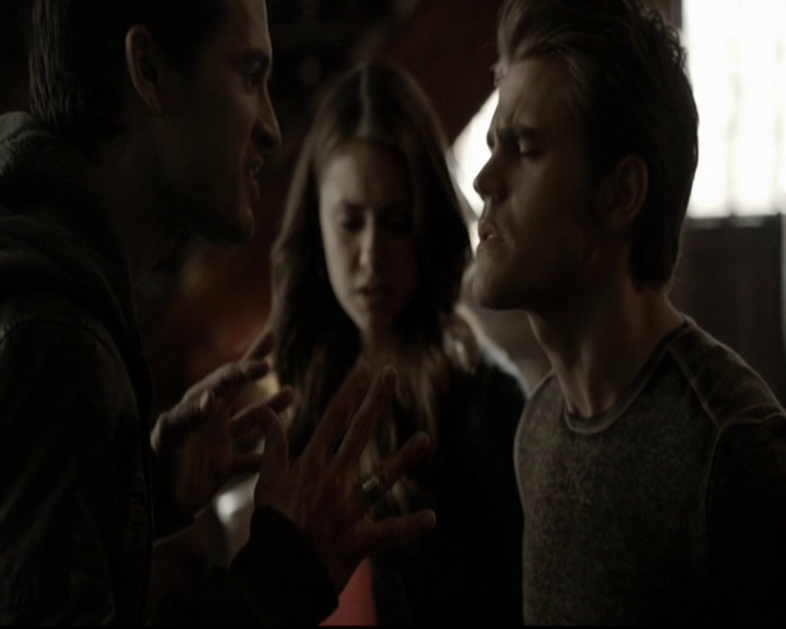 VampireDiariesWorld-dot-org_5x19ManOnFire1100.jpg