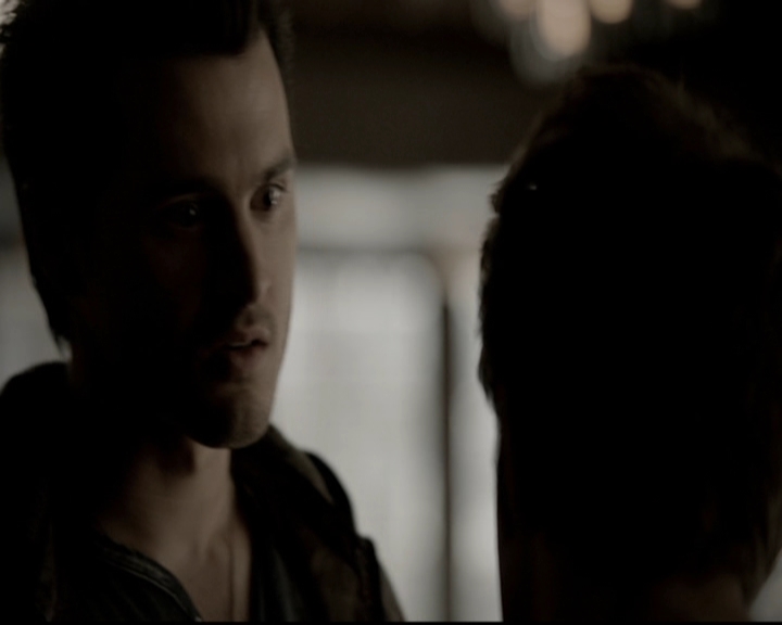 VampireDiariesWorld-dot-org_5x19ManOnFire1101.jpg VampireDiariesWorld-dot-org_5x19ManOnFire1101.jpg