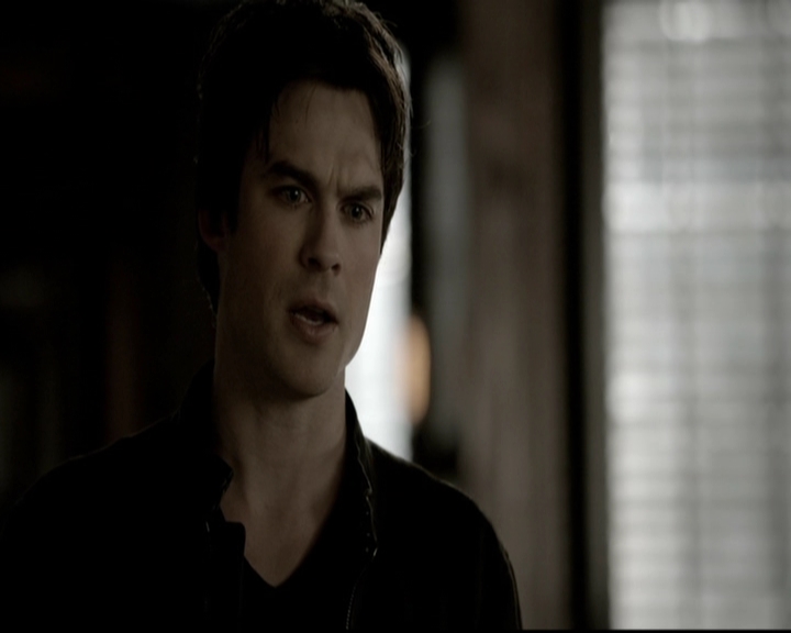 VampireDiariesWorld-dot-org_5x19ManOnFire1152.jpg