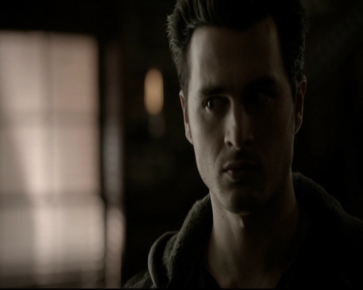 VampireDiariesWorld-dot-org_5x19ManOnFire1155.jpg