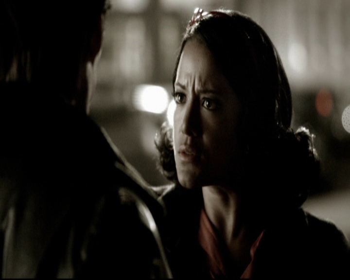 VampireDiariesWorld-dot-org_5x19ManOnFire1233.jpg