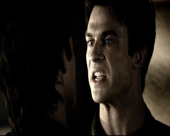 VampireDiariesWorld-dot-org_5x19ManOnFire1333.jpg