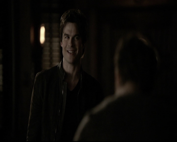 VampireDiariesWorld-dot-org_5x19ManOnFire1439.jpg