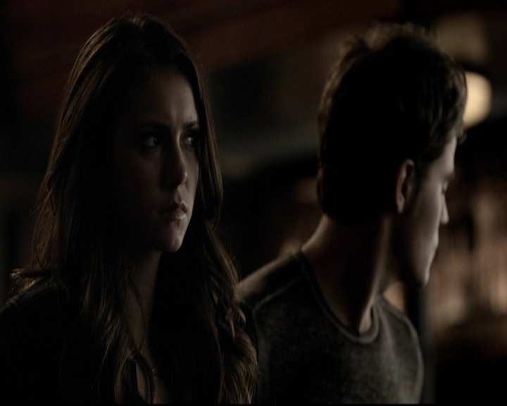 VampireDiariesWorld-dot-org_5x19ManOnFire1440.jpg