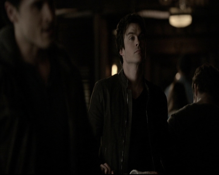 VampireDiariesWorld-dot-org_5x19ManOnFire1473.jpg