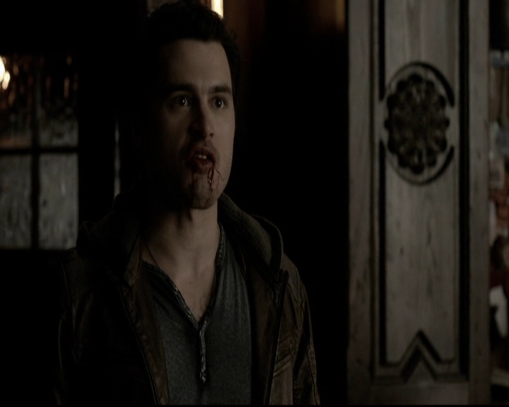 VampireDiariesWorld-dot-org_5x19ManOnFire1488.jpg