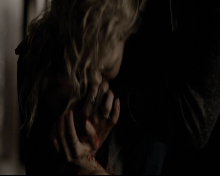 VampireDiariesWorld-dot-org_5x19ManOnFire1531.jpg VampireDiariesWorld-dot-org_5x19ManOnFire1531.jpg