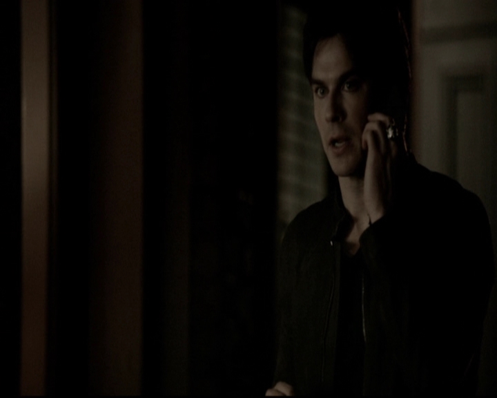 VampireDiariesWorld-dot-org_5x19ManOnFire1547.jpg