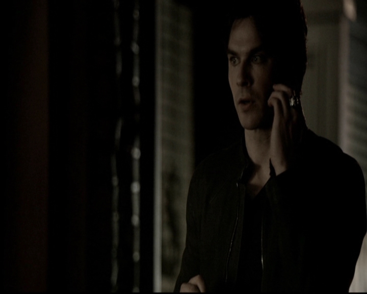 VampireDiariesWorld-dot-org_5x19ManOnFire1550.jpg
