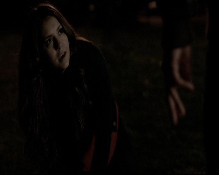 VampireDiariesWorld-dot-org_5x19ManOnFire1570.jpg