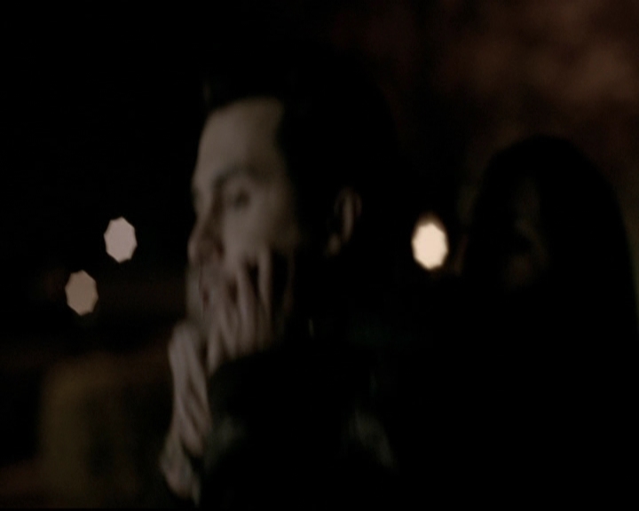 VampireDiariesWorld-dot-org_5x19ManOnFire1588.jpg VampireDiariesWorld-dot-org_5x19ManOnFire1588.jpg