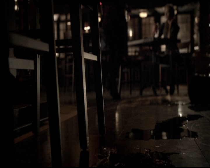 VampireDiariesWorld-dot-org_5x19ManOnFire1630.jpg