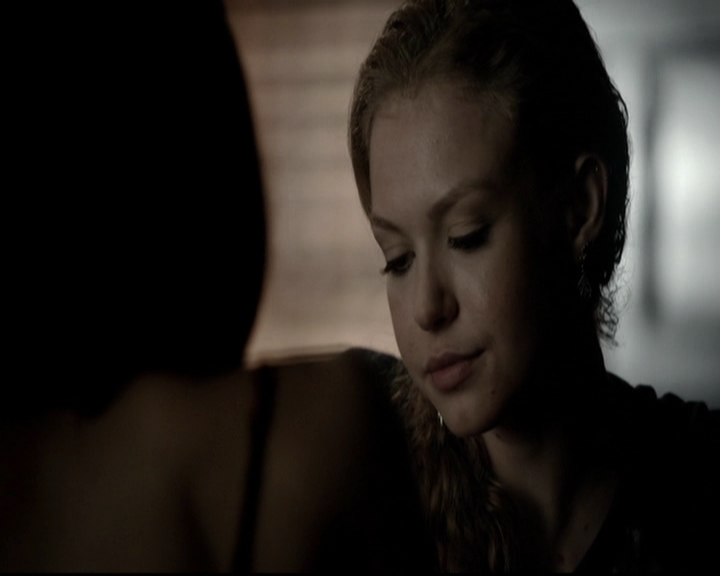 VampireDiariesWorld-dot-org_5x19ManOnFire1680.jpg