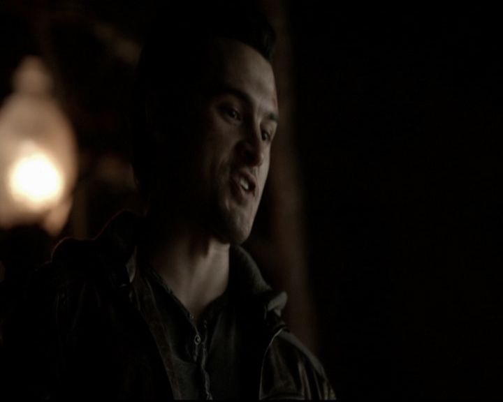 VampireDiariesWorld-dot-org_5x19ManOnFire1737.jpg