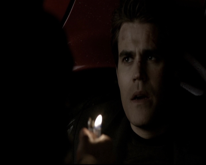 VampireDiariesWorld-dot-org_5x19ManOnFire1755.jpg