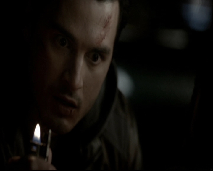 VampireDiariesWorld-dot-org_5x19ManOnFire1760.jpg