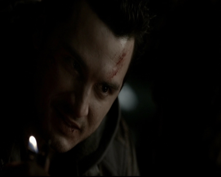 VampireDiariesWorld-dot-org_5x19ManOnFire1766.jpg VampireDiariesWorld-dot-org_5x19ManOnFire1766.jpg