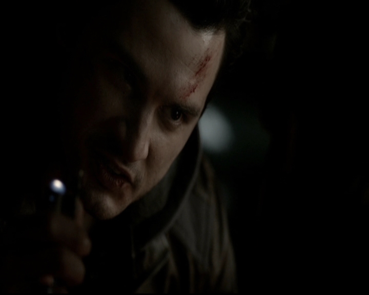 VampireDiariesWorld-dot-org_5x19ManOnFire1768.jpg VampireDiariesWorld-dot-org_5x19ManOnFire1768.jpg