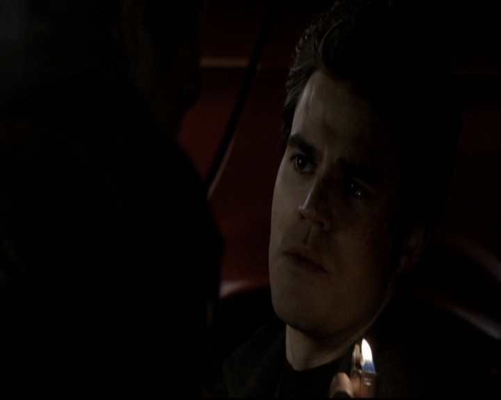 VampireDiariesWorld-dot-org_5x19ManOnFire1772.jpg