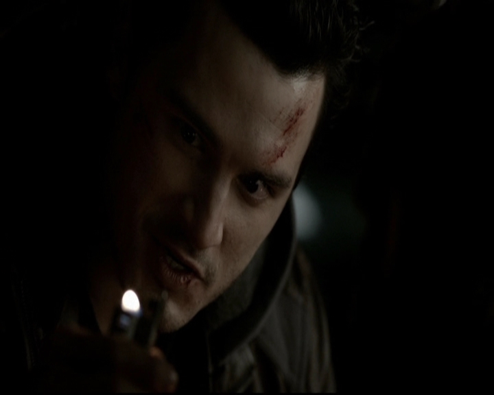 VampireDiariesWorld-dot-org_5x19ManOnFire1779.jpg