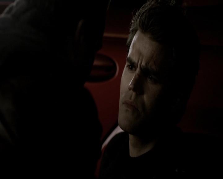 VampireDiariesWorld-dot-org_5x19ManOnFire1788.jpg