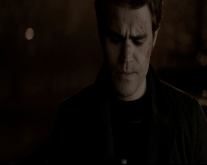 VampireDiariesWorld-dot-org_5x19ManOnFire1814.jpg