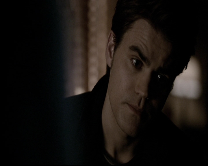 VampireDiariesWorld-dot-org_5x19ManOnFire1922.jpg VampireDiariesWorld-dot-org_5x19ManOnFire1922.jpg
