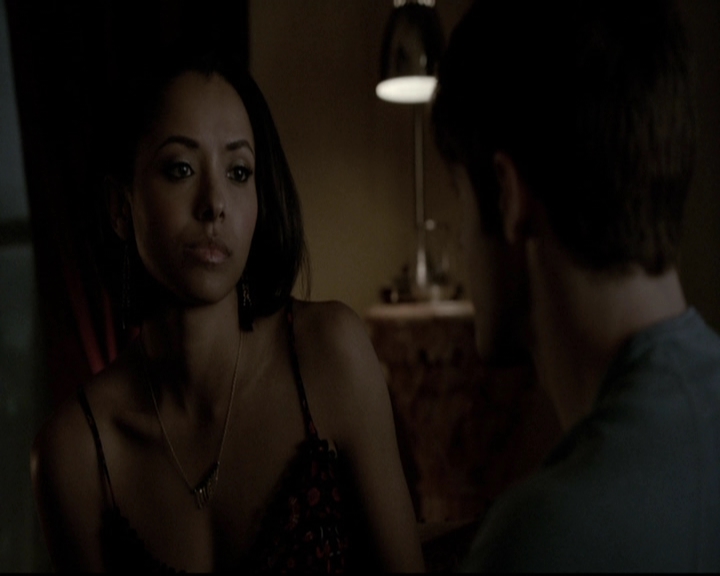 VampireDiariesWorld-dot-org_5x19ManOnFire1948.jpg VampireDiariesWorld-dot-org_5x19ManOnFire1948.jpg