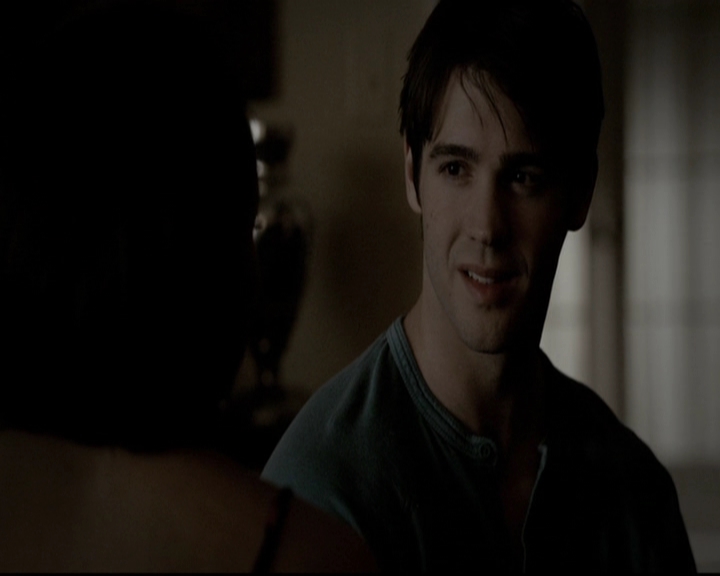 VampireDiariesWorld-dot-org_5x19ManOnFire1950.jpg VampireDiariesWorld-dot-org_5x19ManOnFire1950.jpg