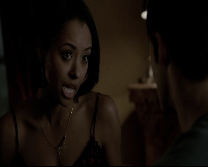 VampireDiariesWorld-dot-org_5x19ManOnFire1961.jpg