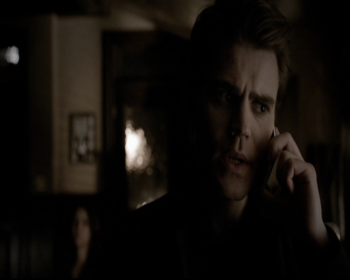 VampireDiariesWorld-dot-org_5x19ManOnFire1981.jpg VampireDiariesWorld-dot-org_5x19ManOnFire1981.jpg