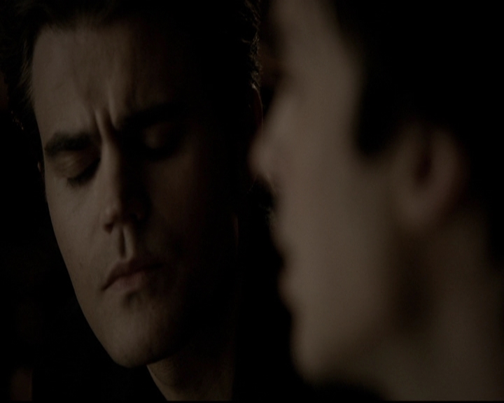 VampireDiariesWorld-dot-org_5x19ManOnFire2244.jpg