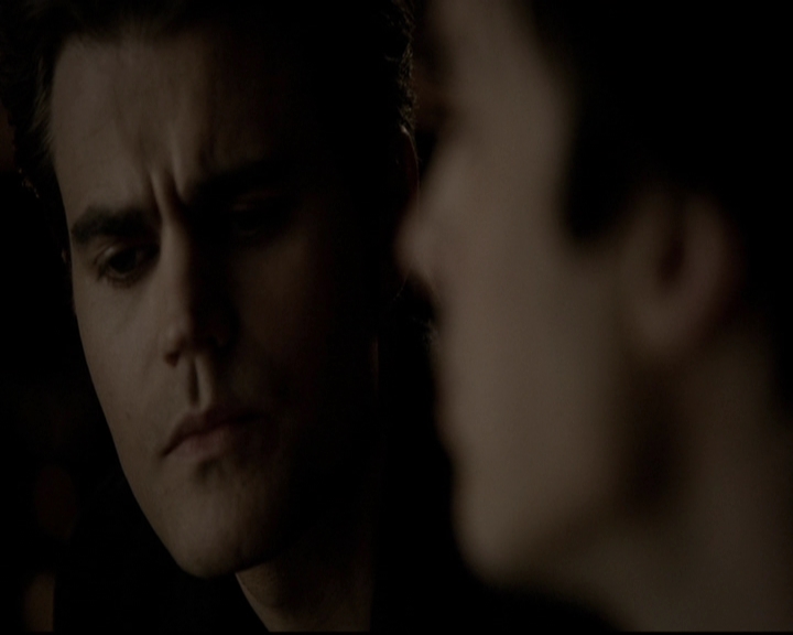 VampireDiariesWorld-dot-org_5x19ManOnFire2245.jpg