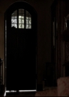 VampireDiariesWorld-dot-org_5x19ManOnFire0655.jpg