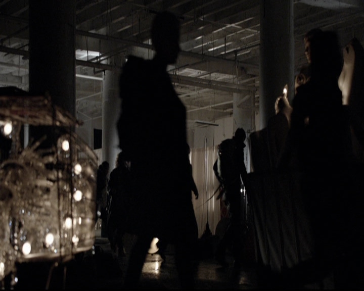 VampireDiariesWorld-dot-org_5x20WhatLiesBeneath0053.jpg