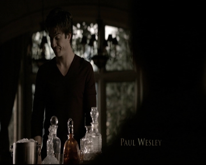VampireDiariesWorld-dot-org_5x20WhatLiesBeneath0204.jpg