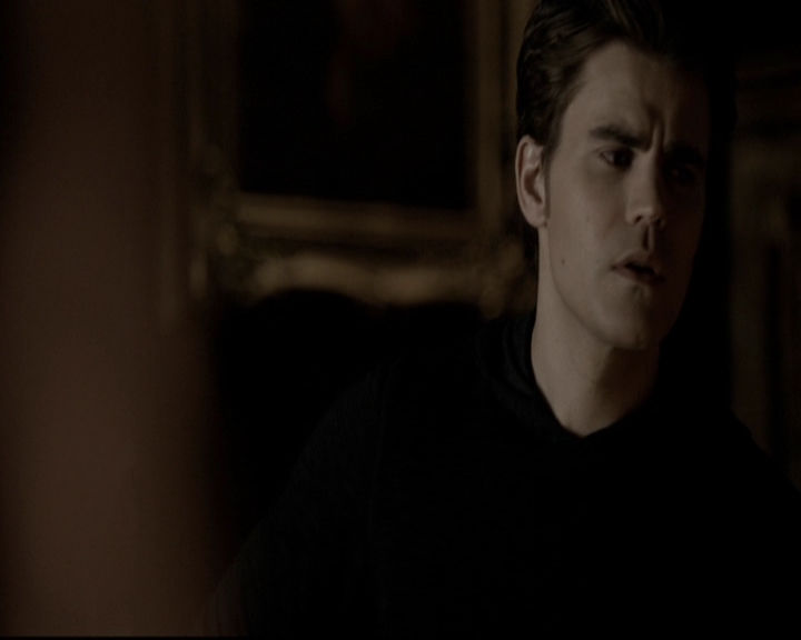 VampireDiariesWorld-dot-org_5x20WhatLiesBeneath0241.jpg