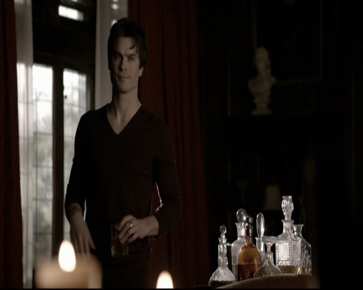 VampireDiariesWorld-dot-org_5x20WhatLiesBeneath0252.jpg