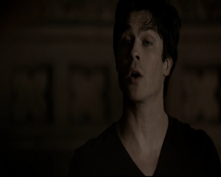 VampireDiariesWorld-dot-org_5x20WhatLiesBeneath0336.jpg