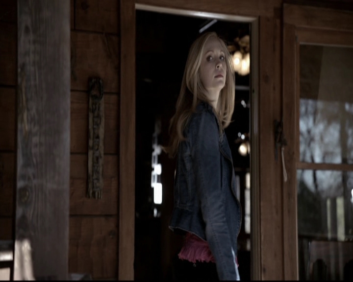 VampireDiariesWorld-dot-org_5x20WhatLiesBeneath0441.jpg