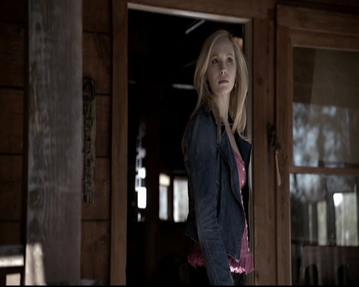 VampireDiariesWorld-dot-org_5x20WhatLiesBeneath0442.jpg