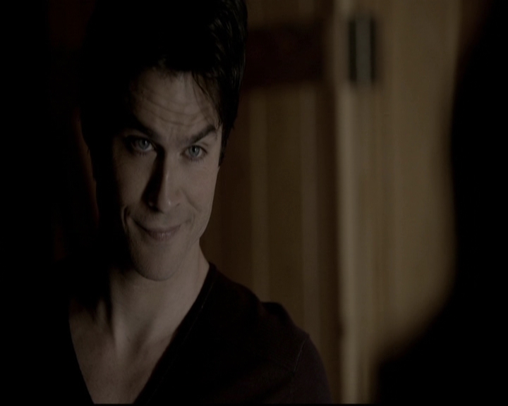 VampireDiariesWorld-dot-org_5x20WhatLiesBeneath0537.jpg
