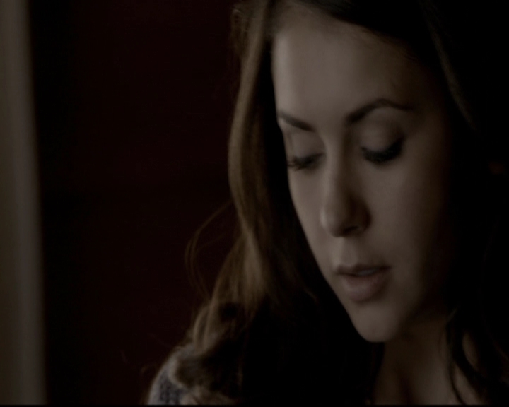 VampireDiariesWorld-dot-org_5x20WhatLiesBeneath0546.jpg