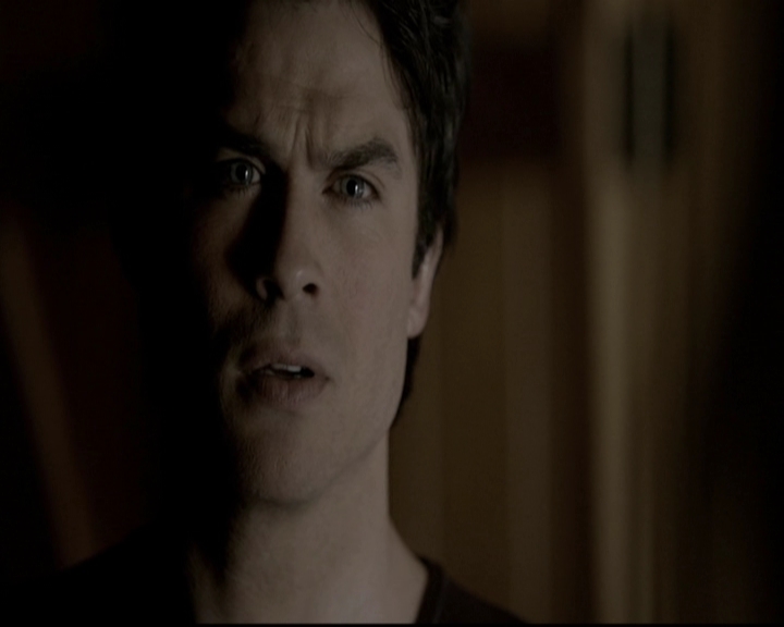 VampireDiariesWorld-dot-org_5x20WhatLiesBeneath0550.jpg