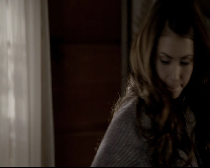 VampireDiariesWorld-dot-org_5x20WhatLiesBeneath0558.jpg