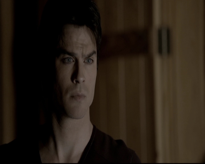 VampireDiariesWorld-dot-org_5x20WhatLiesBeneath0562.jpg