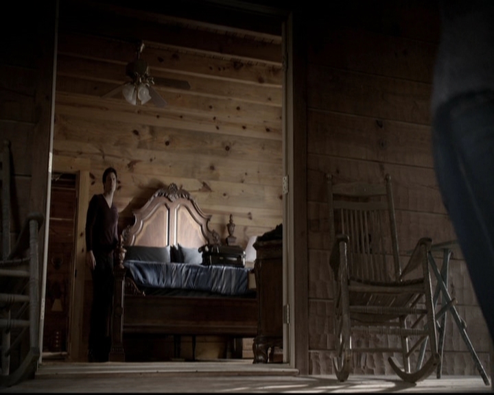 VampireDiariesWorld-dot-org_5x20WhatLiesBeneath0573.jpg
