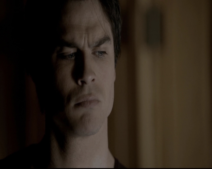 VampireDiariesWorld-dot-org_5x20WhatLiesBeneath0576.jpg